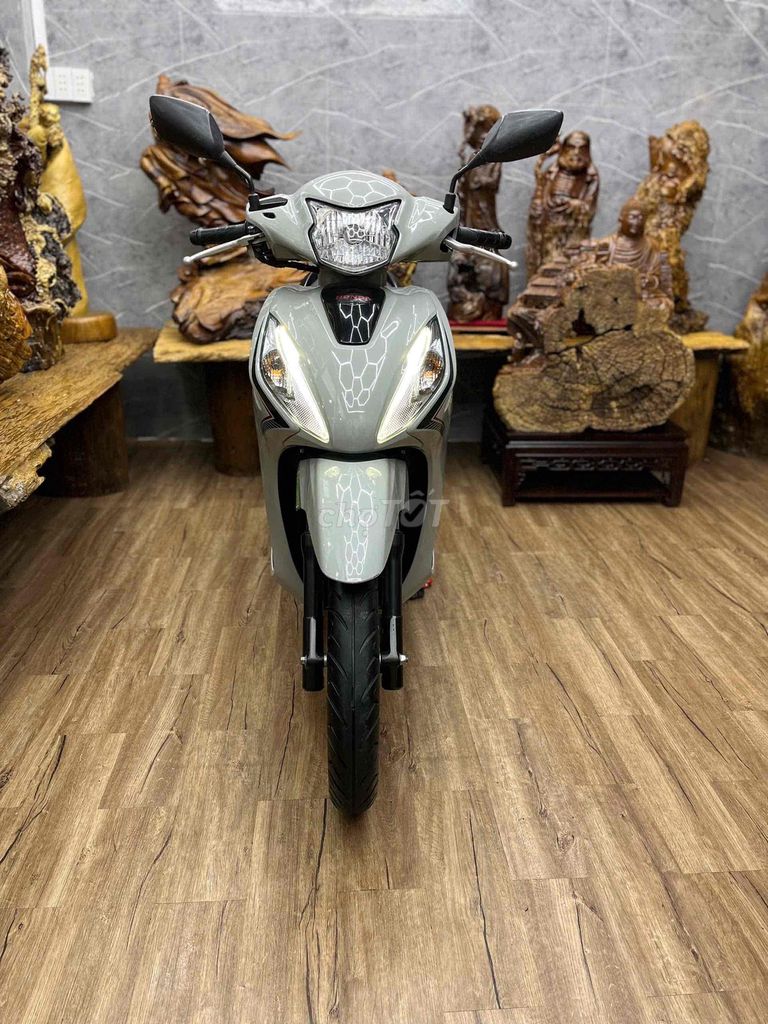 👉Vision 2023 chính chủ bstp bản thể thao bánh lớn. Mua bán Xe máy tại Quận 7 Tp Hồ Chí Minh được đăng bởi Xe Cũ Hiếu CT hình 3