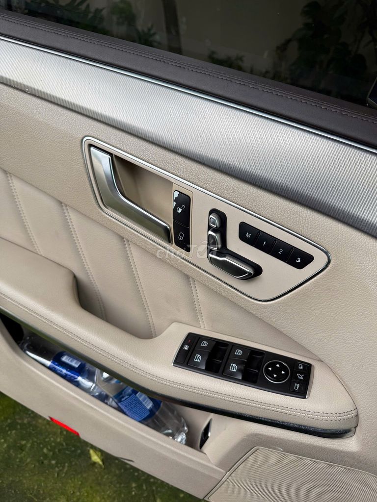 Mercedes Benz E Class 2015 E200 - 70000 km. Mua bán Ô tô tại Thành phố Thủ Đức Tp Hồ Chí Minh được đăng bởi Phạm Thị Xuân Mai hình 8