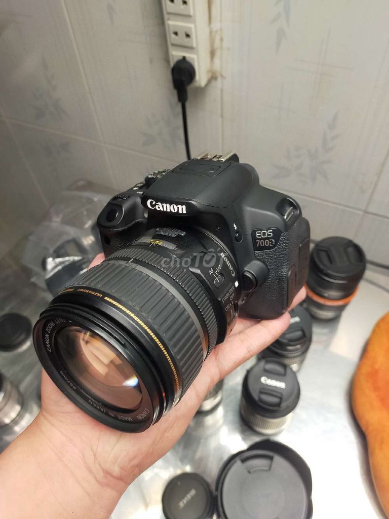 Canon 700D + Canon 17-85 IS USM. Mua bán Máy ảnh, Máy quay tại Thành phố Dĩ An Bình Dương được đăng bởi Trần hình 1