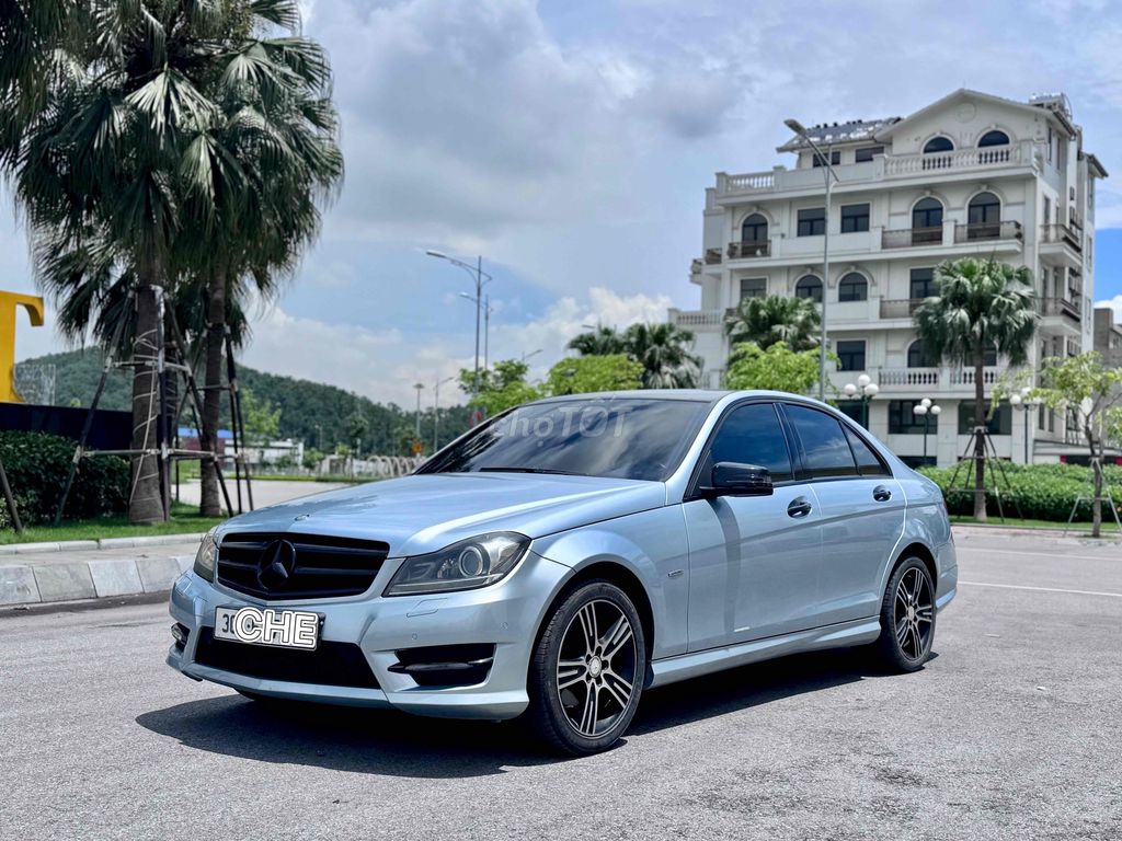 Mercedes Benz C Class 2013 C200 cực chất. Mua bán Ô tô tại Thị xã Kinh Môn Hải Dương được đăng bởi Dũng BMW hình 1