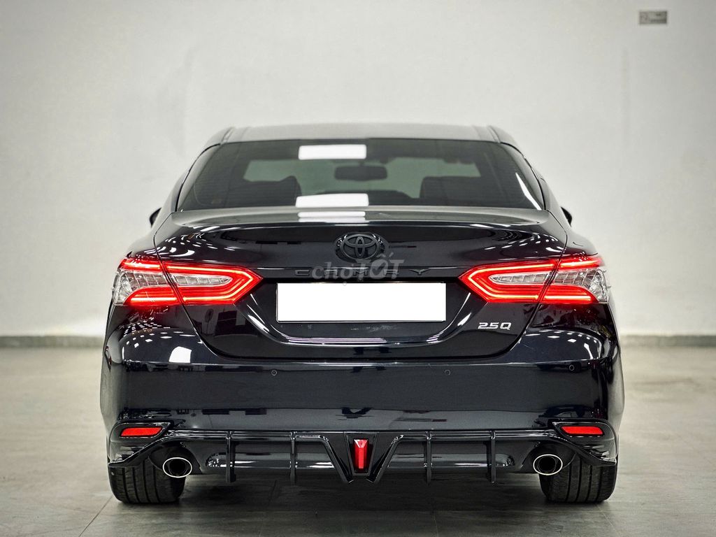 Toyota Camry 2.5Q Model 2022 siêu cọp. Mua bán Ô tô tại Quận 11 Tp Hồ Chí Minh được đăng bởi Kim Ngân Xe Lướt hình 5