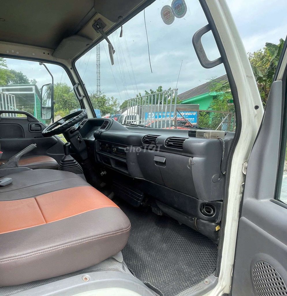 Bán gấp xe isuzu 2.8 tấn đời 2019 thùng kín 4m3. Mua bán Xe tải, xe ben tại Thành phố Thuận An Bình Dương được đăng bởi Hồ Xe Tải hình 12