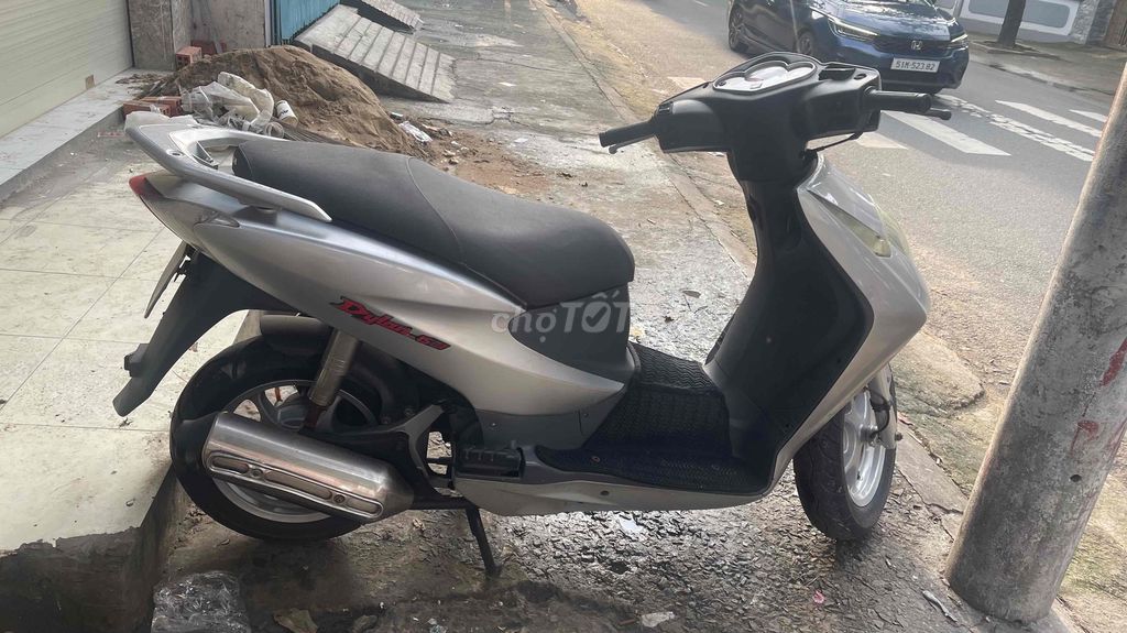 Dylan máy rin êm đi xa không sôi nước. Mua bán Xe máy tại Quận Tân Phú Tp Hồ Chí Minh được đăng bởi Hoàng Trung hình 9