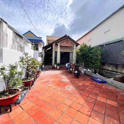 BIỆT THỰ SÂN VƯỜN 1 TRỆT 1 LẦU 3PN 3WC Ở + VPCTY+ KD ONLINE