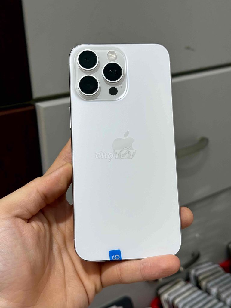 15prm 256 Trắng LL Pin 100 Zinall Đẹp Keng. Mua bán Điện thoại tại Quận 11 Tp Hồ Chí Minh được đăng bởi MT Mobile hình 1