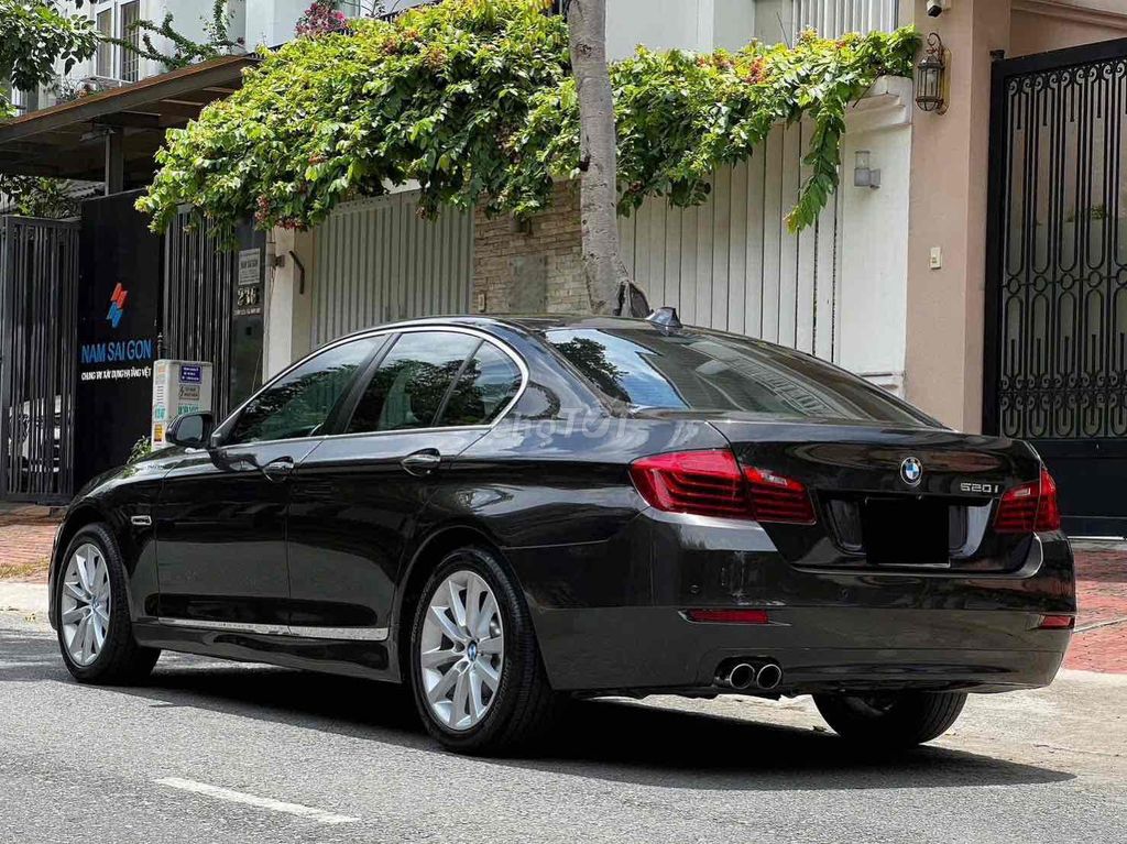 BMW 5 Series 2011 523i - 95000 km. Mua bán Ô tô tại Quận 1 Tp Hồ Chí Minh được đăng bởi Phu Nguyen hình 4