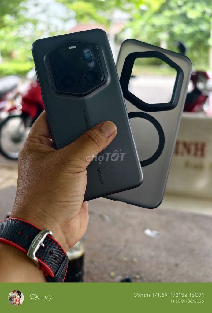 Honor Magic 7 RSR 512GB Đen. Mua bán Điện thoại tại Huyện Long Hồ Vĩnh Long được đăng bởi ptiteck hình 1