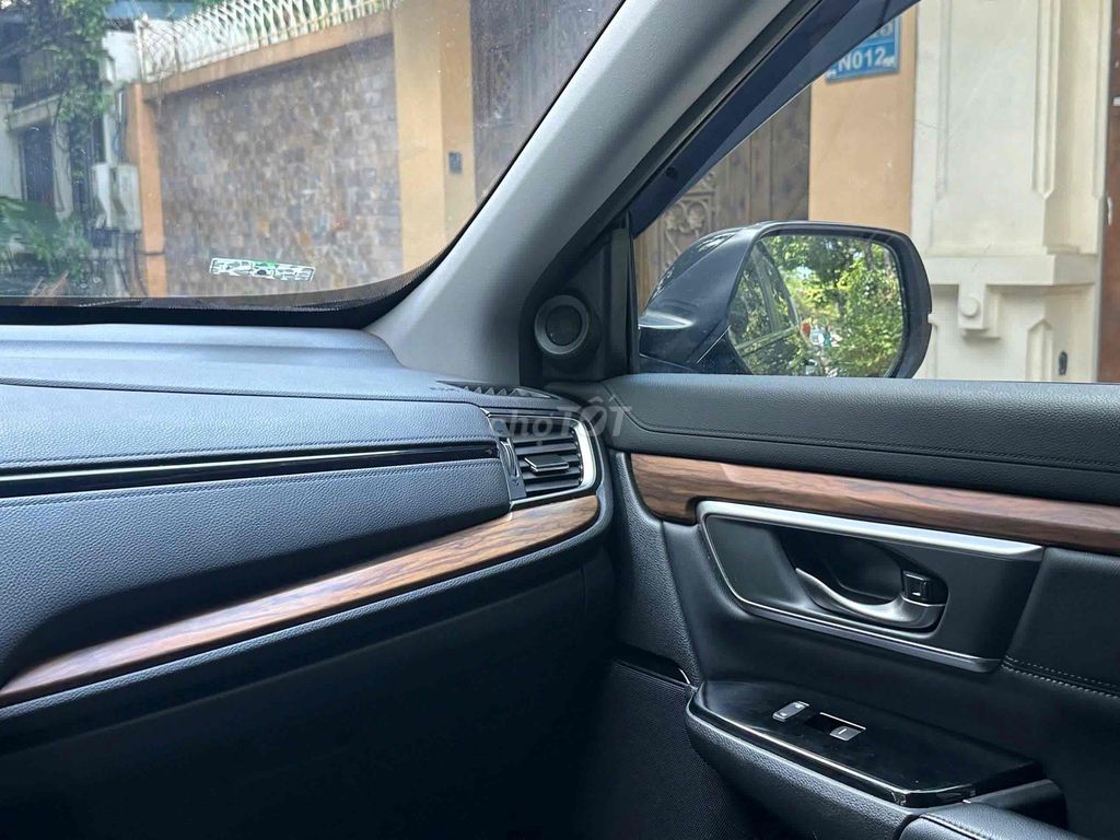 Honda CRV 1.5L sx 2019 màu đen siêu đẹp. Mua bán Ô tô tại Quận Cầu Giấy Hà Nội được đăng bởi Cao Quý hình 18