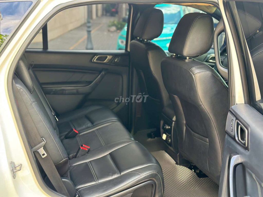 Chính chủ bán Ford Everest 2019 Titanium 2.0L 4x2. Mua bán Ô tô tại Quận Gò Vấp Tp Hồ Chí Minh được đăng bởi PHẠM VIỆT hình 10