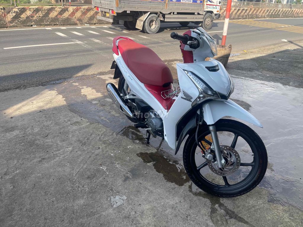 bán future fi mau trắng. tra Gop o dong. Mua bán Xe máy tại Huyện Trảng Bom Đồng Nai được đăng bởi giàu hình 6