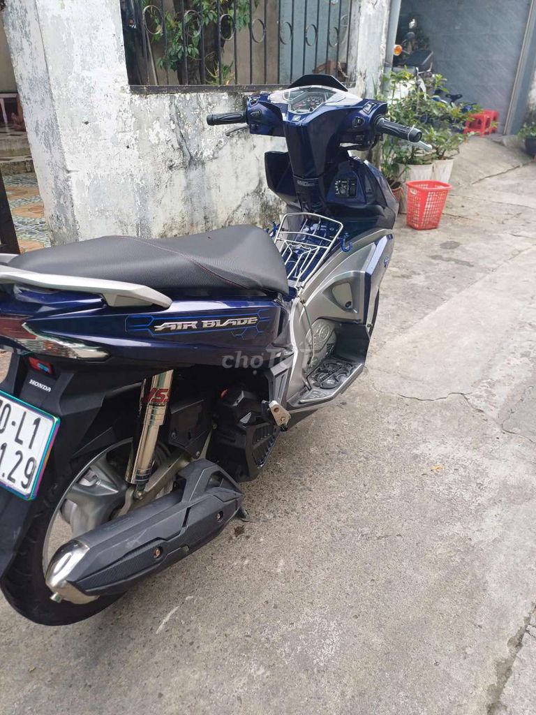 Honda Air Blade 2017 Xanh dương đẹp keng Mua bán. Mua bán Xe máy tại Thành phố Biên Hòa Đồng Nai được đăng bởi Trung phạm phát hình 5