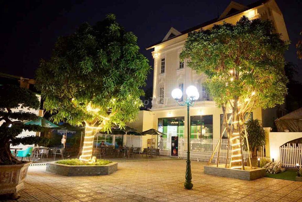 CẦN SANG NHƯỢNG MẶT BẰNG QUÁN CÀ PHÊ KÈM BEER GARDEN