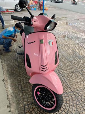 BÁN VESPA SPRINT 2018. Mua bán Xe máy tại Quận 1 Tp Hồ Chí Minh được đăng bởi T Nguyễn