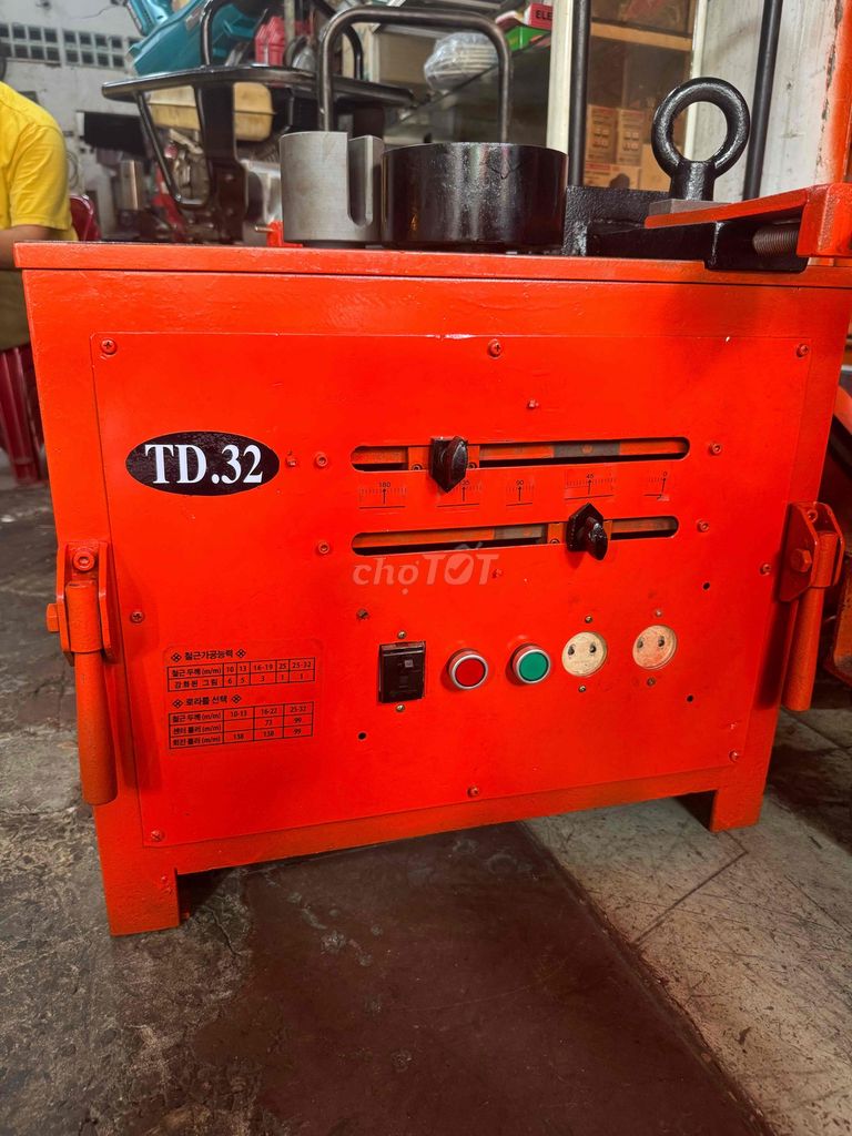 Máy uốn sắt TD.32 Phi 32 Cam. Mua bán Đồ chuyên dụng, Giống nuôi trồng tại Quận Gò Vấp Tp Hồ Chí Minh được đăng bởi hồ thị mỹ dung hình 1
