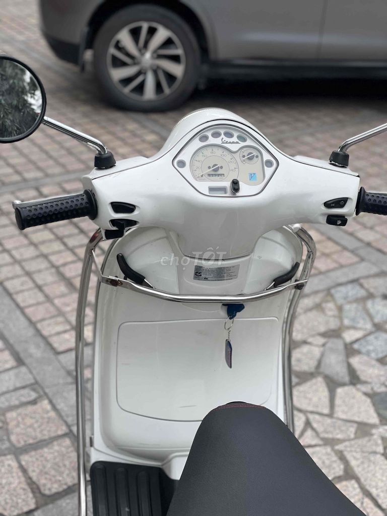 vespa 150cc chính chủ trả trc 6tr9 nhận xe. Mua bán Xe máy tại Quận 7 Tp Hồ Chí Minh được đăng bởi Dương Đạt hình 6