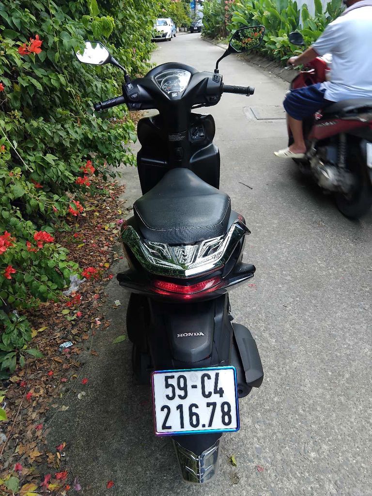 Vision 2023 bản thể thao bánh lớn bstp 9 chủ ký. Mua bán Xe máy tại Huyện Hóc Môn Tp Hồ Chí Minh được đăng bởi Trần Trương Vũ Phong hình 3