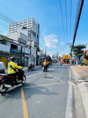 BÁN NHÀ 1 TRỆT 2 LẦU  MẶT TIỀN ĐƯỜNG KHA VẠN CÂN , LINH TÂY