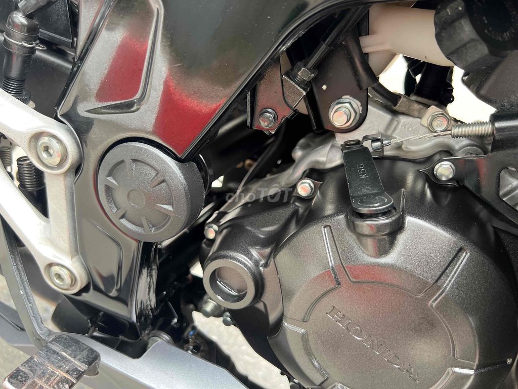 HONDA CBR150 2023 biển 29- xe lướt mới- motor. Mua bán Xe máy tại Quận Cầu Giấy Hà Nội được đăng bởi Tong motor xe may hình 6