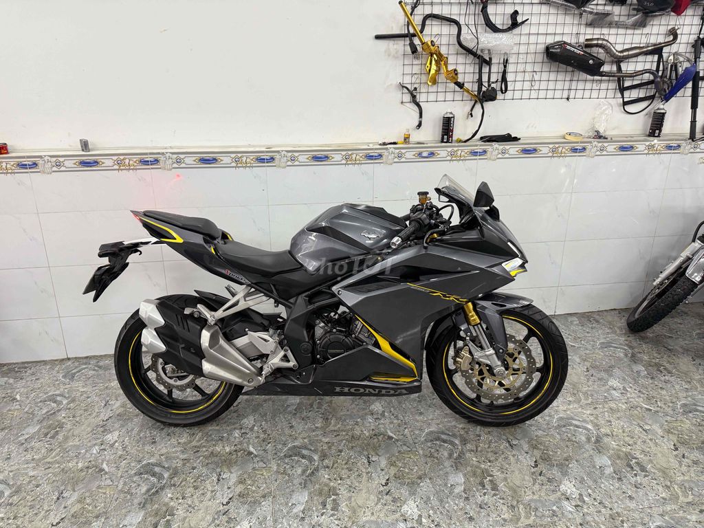 Bán HONDA CBR250RR BSSG dk 2019 ODO6k. Mua bán Xe máy tại Thành phố Thủ Đức Tp Hồ Chí Minh được đăng bởi SHOP XE LƯỚT TUẤN DUY MOTOR LINH XUÂN THỦ ĐỨC hình 6