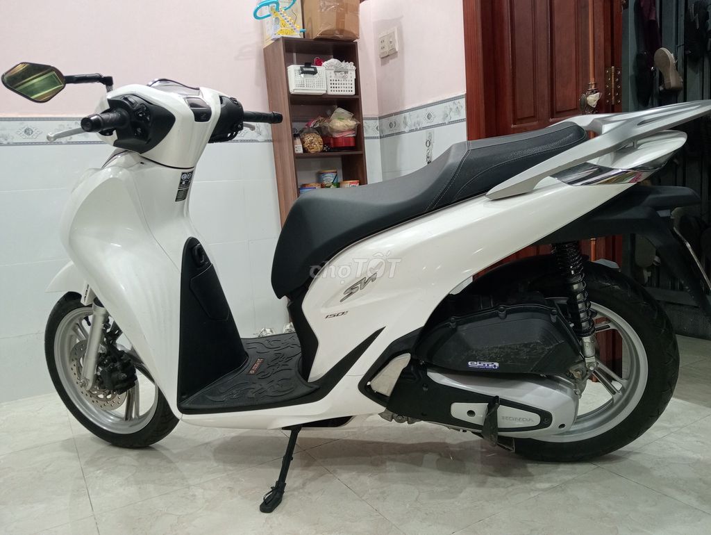 Honda SH Trắng 150i, đời 2020 ABS - 8000 km. Mua bán Xe máy tại Thành phố Thủ Đức Tp Hồ Chí Minh được đăng bởi Tùng Nguyễn hình 5