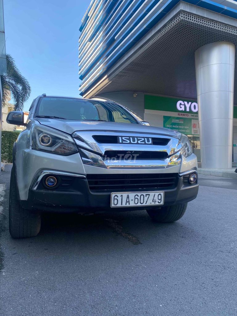 Isuzu Mu X 2019 1.9 4X2 AT - 11900 km. Mua bán Ô tô tại Thành phố Thuận An Bình Dương được đăng bởi Nhật Nam hình 3
