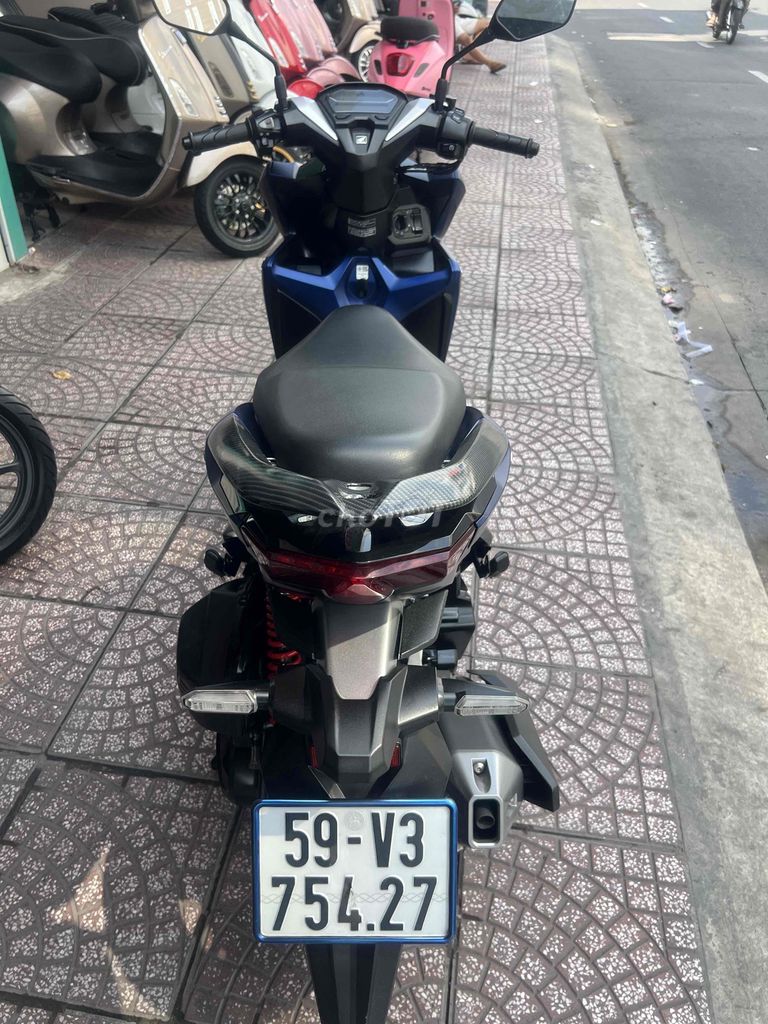 mới về click thái xanh nhám xe mới tin như thùng. Mua bán Xe máy tại Quận Phú Nhuận Tp Hồ Chí Minh được đăng bởi CuBi Thanh Sơn hình 5