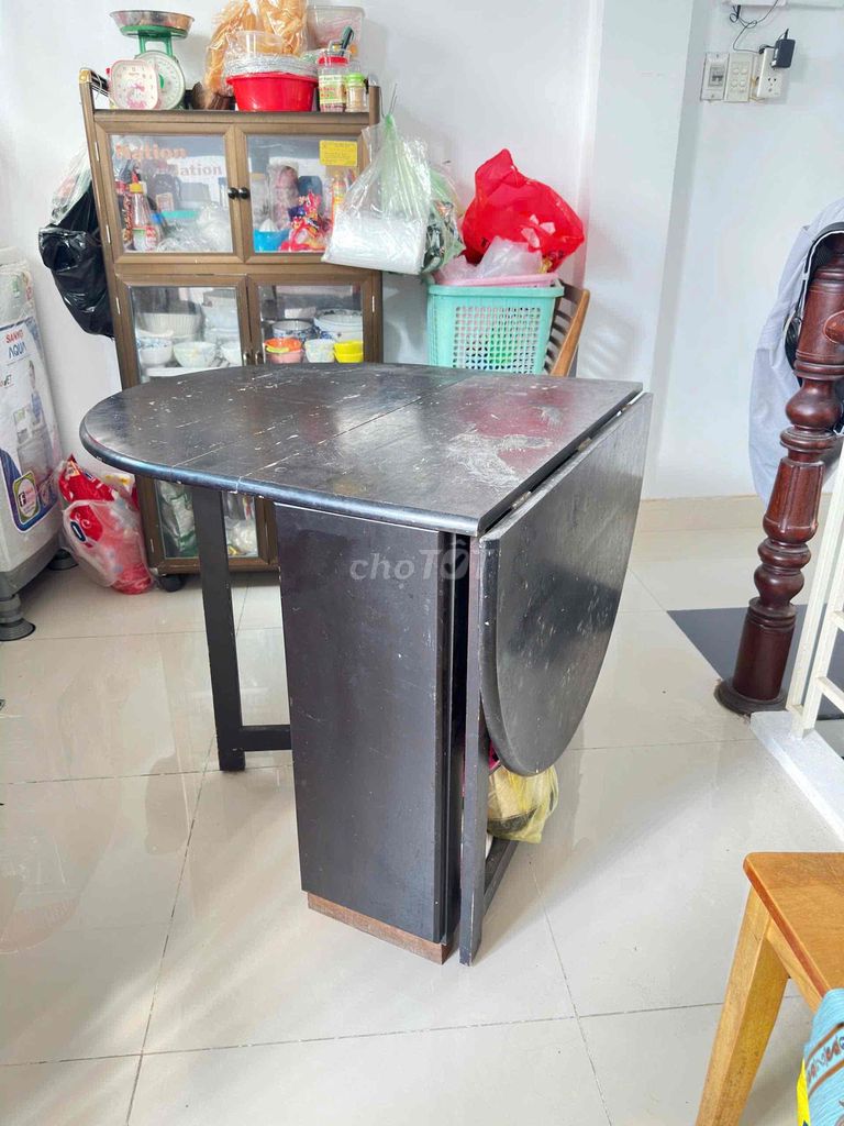 Bàn ăn Gỗ Đen Gấp gọn. Mua bán Bàn ghế tại Quận 12 Tp Hồ Chí Minh được đăng bởi Ngọc Thuỳ  hình 1