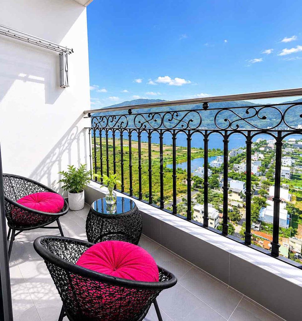Five-star 1-bedroom in the Dát Vàng tower with infinity pool — photo 6