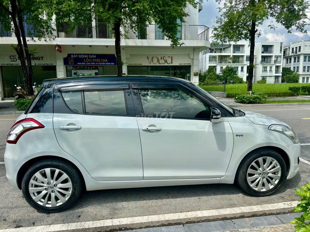 Suzuki Swift 2016 Special - 80000 km. Mua bán Ô tô tại Quận Hà Đông Hà Nội được đăng bởi Nguyễn Phúc hình 4