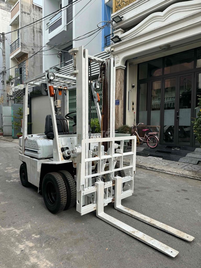 XE TOYOTA 1.5 TẤN, CÓ LẬT ĐỔ, CAO 3.5M. Mua bán Phương tiện khác tại Thành phố Thủ Đức Tp Hồ Chí Minh được đăng bởi Quốc Thanh hình 1