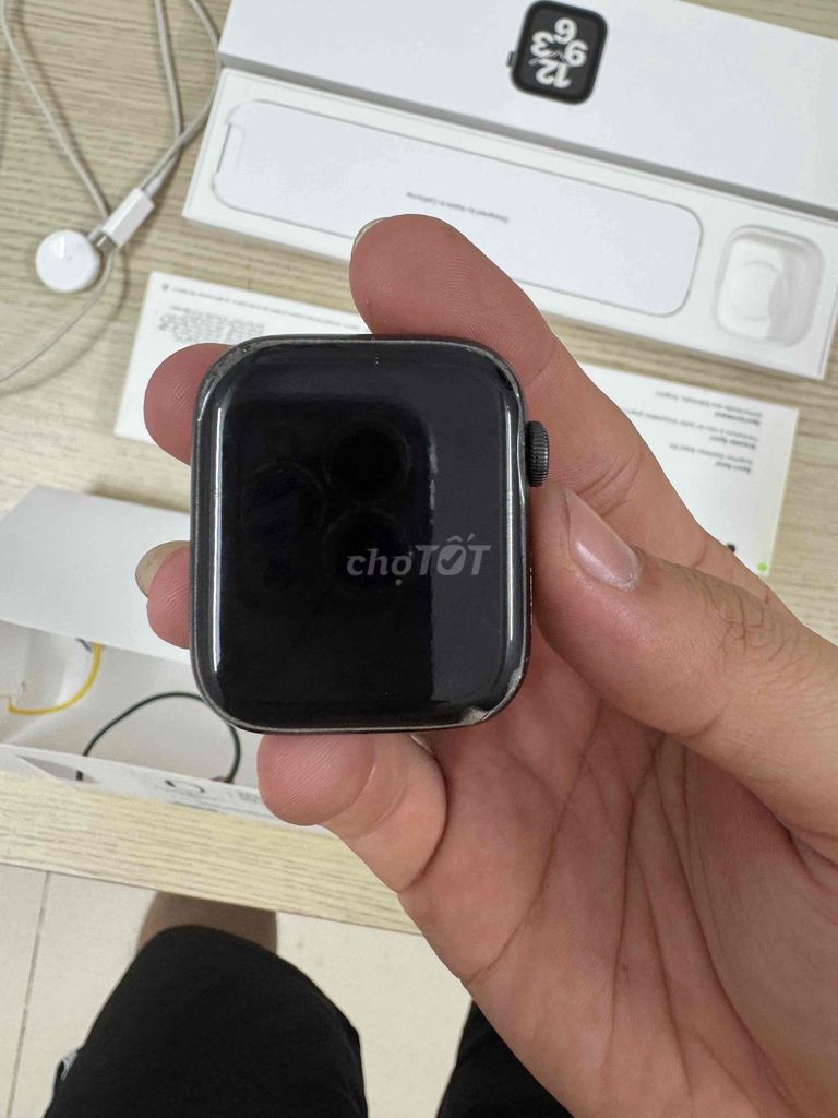 Đồng hồ thông minh APPLE WATCH SE GPS 44mm (TGDD)