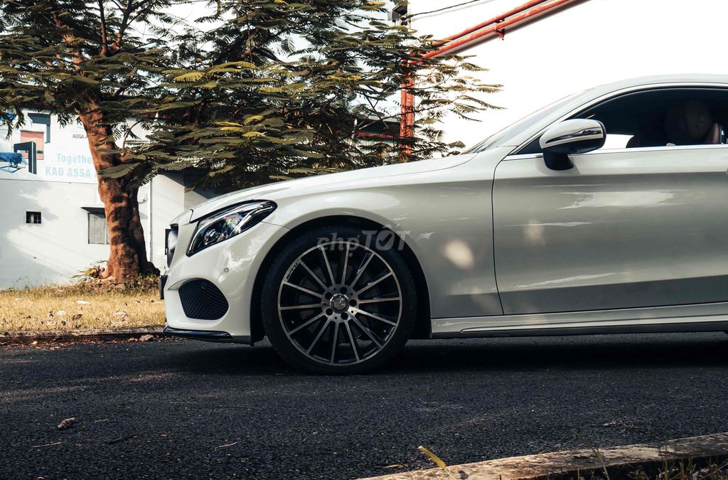 Mercedes Benz C Class 2017 C300 Coupe - 32000 km. Mua bán Ô tô tại Quận Tân Phú Tp Hồ Chí Minh được đăng bởi phat hình 3