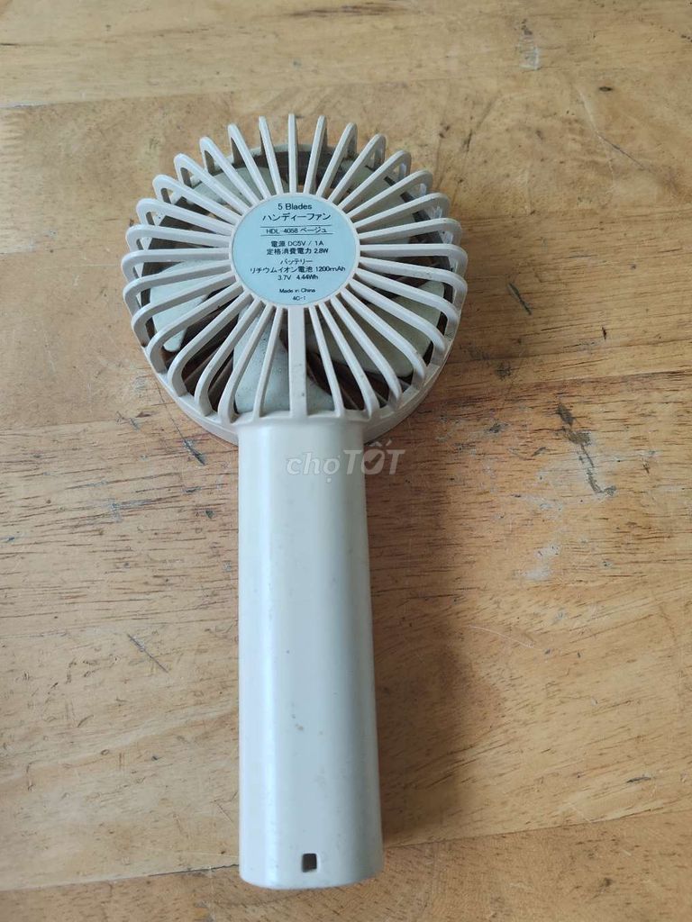 Quạt cầm tay HDL-4058 Kem. Mua bán Quạt tại Quận 7 Tp Hồ Chí Minh được đăng bởi Vy Vy hình 1
