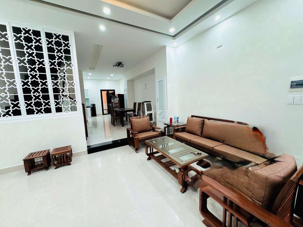 🏡 CHO THUÊ NHÀ 3 TẦNG 2 PHÒNG NGỦ GẦN LOESEBY