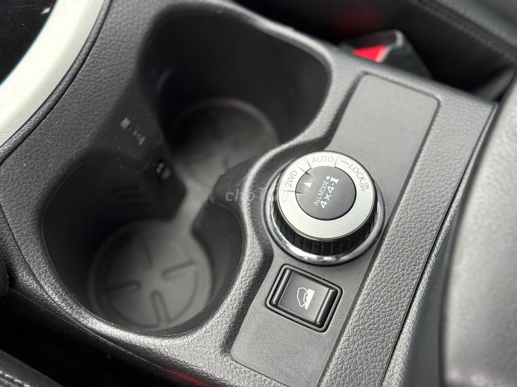 Nissan X-Trail 2.5SV 4X4 2017. Mua bán Ô tô tại Quận Bắc Từ Liêm Hà Nội được đăng bởi Lê Đức Dũng hình 8