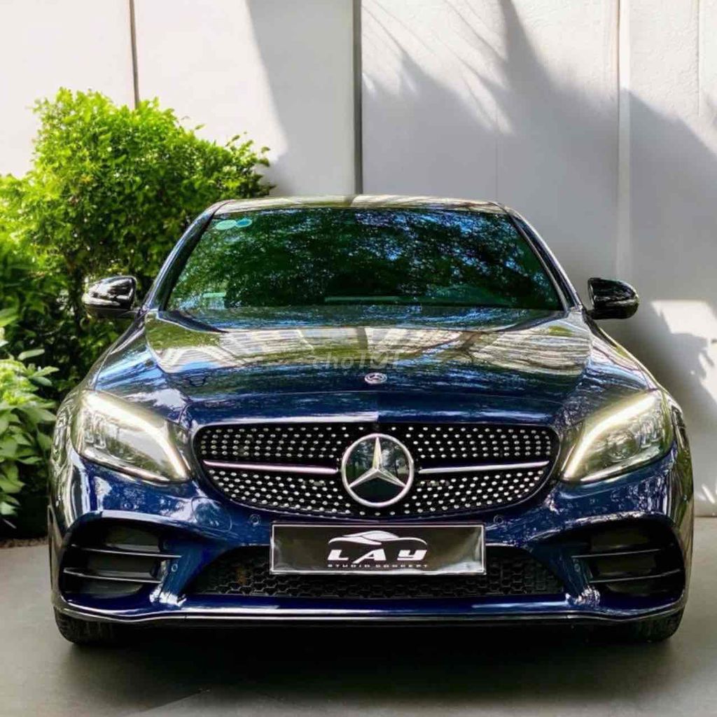 LONGANHAUTO về Mercedes C300 AMG sx2021 siêu đẹp😍