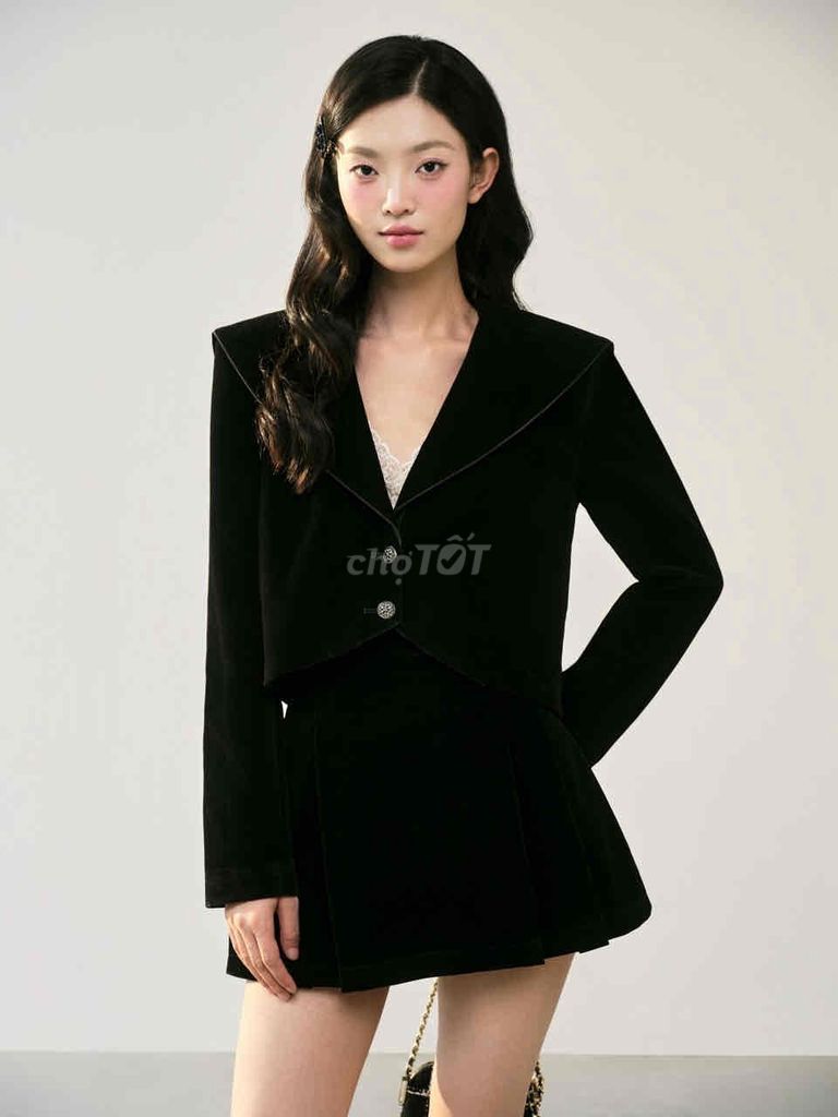 SEO STUDIO - Set áo khoác cổ thuỷ thủ mix chân váy. Mua bán Quần áo tại Quận 3 Tp Hồ Chí Minh được đăng bởi Vi Bùi hình 1