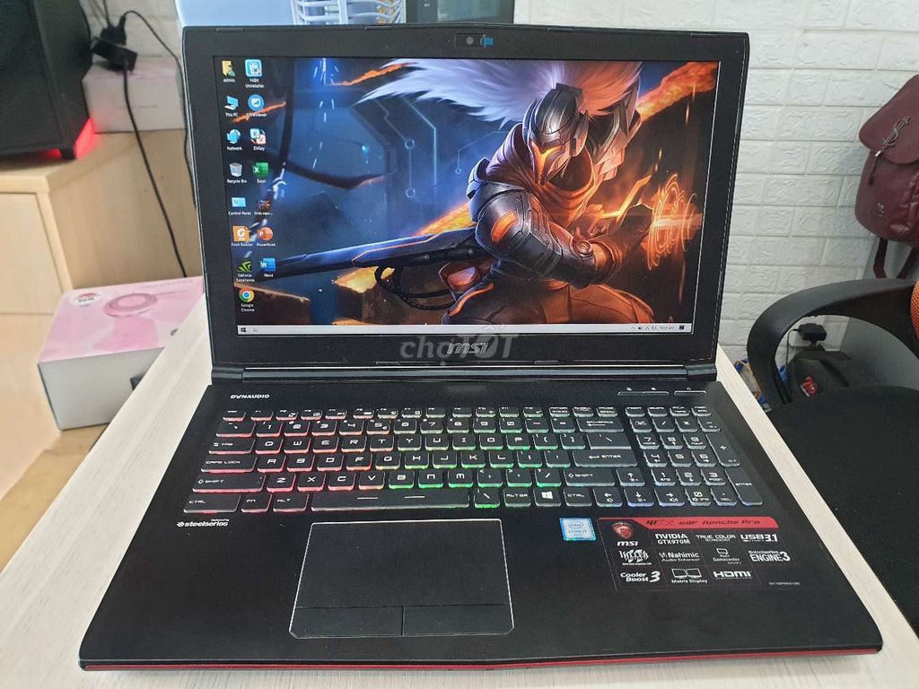 Laptop gaming