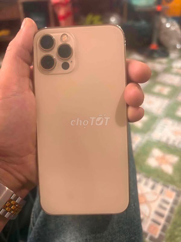 Apple iPhone 12 Pro Vàng Thay màn hình LK. Mua bán Điện thoại tại Thành phố Buôn Ma Thuột Đắk Lắk được đăng bởi Trí Đặng hình 1