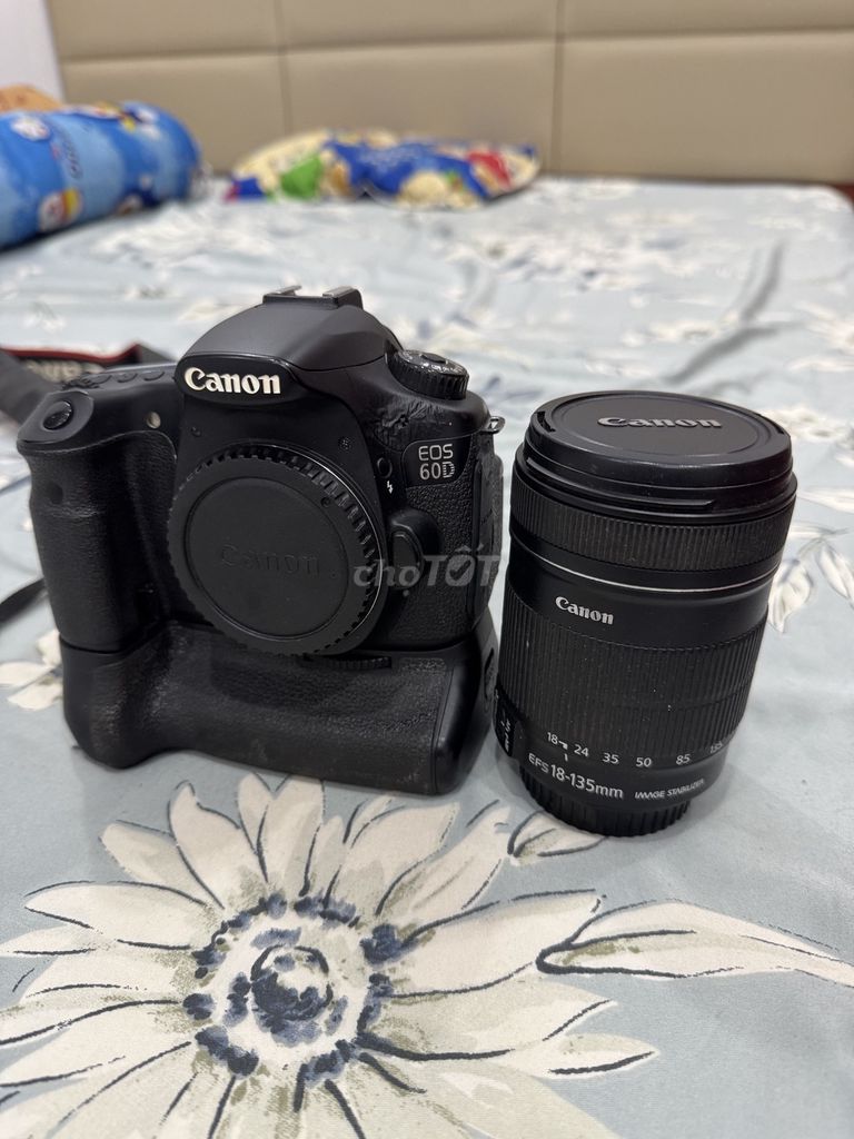 Máy ảnh Canon EOS 60D Đen. Mua bán Máy ảnh, Máy quay tại Huyện Diên Khánh Khánh Hòa được đăng bởi Pham ngoc trung hình 1