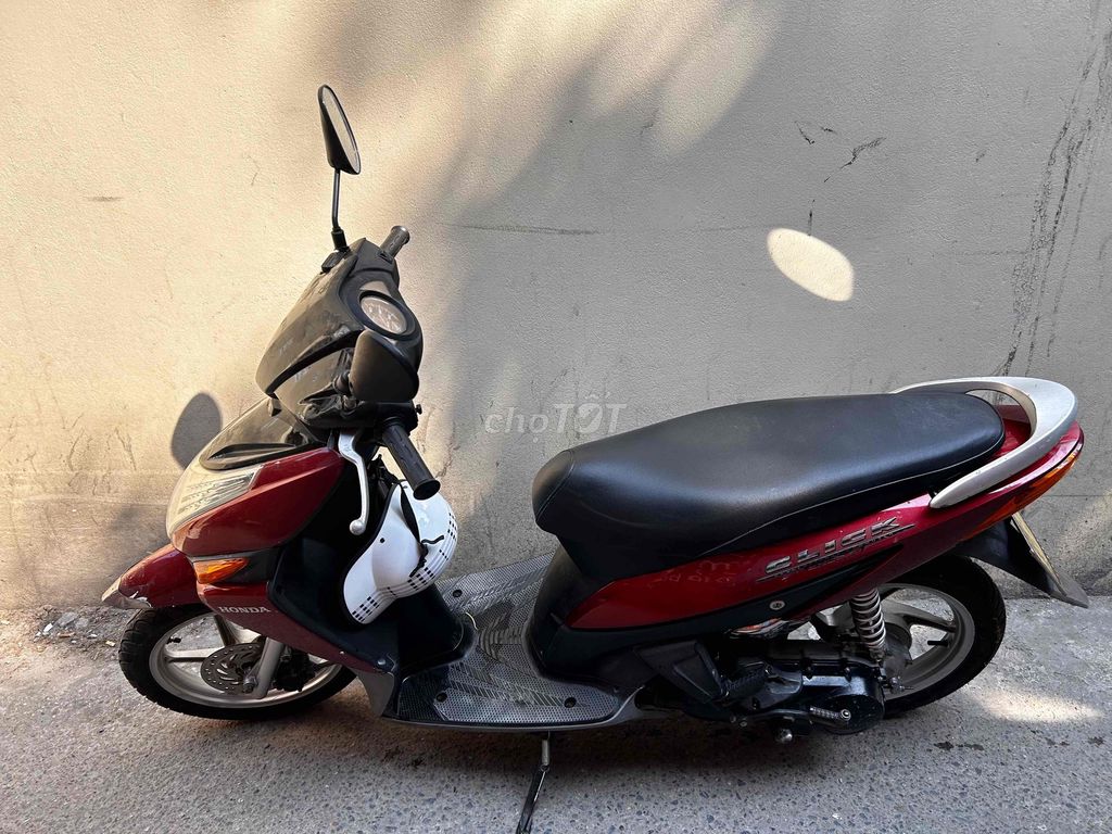 xe click  giấy tờ đầy đủ. Mua bán Xe máy tại Quận Cầu Giấy Hà Nội được đăng bởi chương hình 8