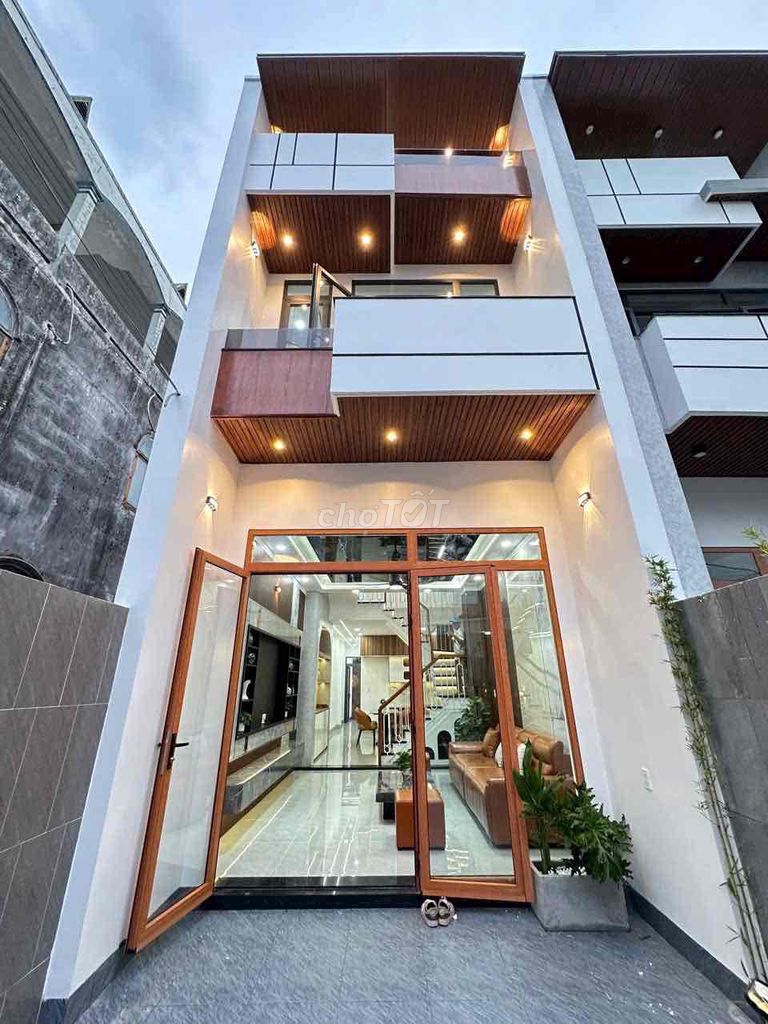 nhà đẹp ngay chợ gần kcn AMATA