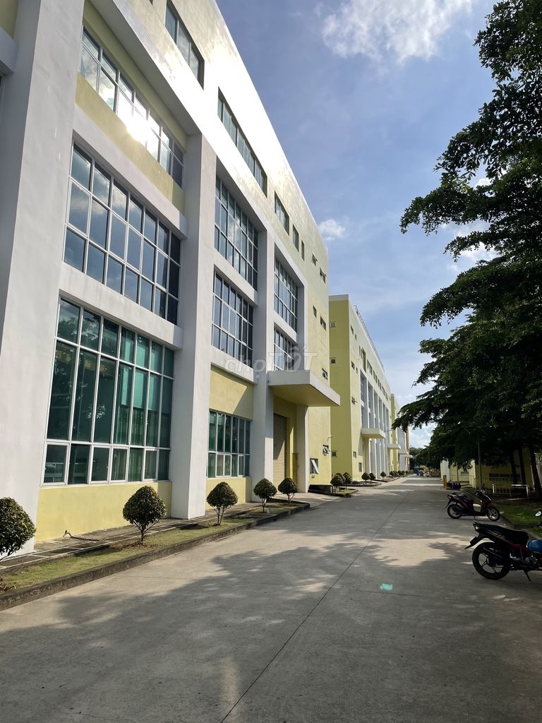 TUYỂN NHÂN VIÊN LẮP RÁP LINH KIỆN ĐIỆN TỬ BÀU BÀNG. Việc làm tại Huyện Bàu Bàng Bình Dương được đăng bởi Nguyễn Đạt PNT hình 3