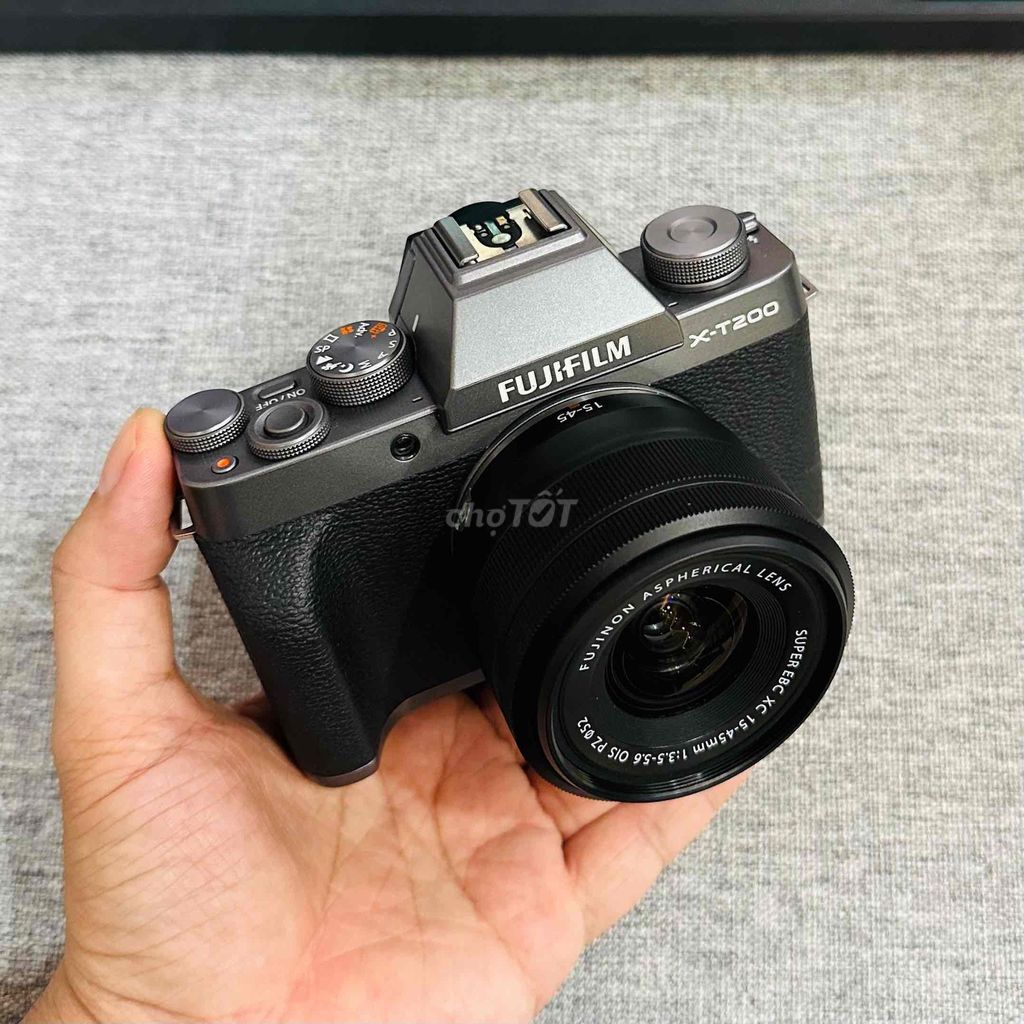 Fujifilm XT200 + Kit 15-45 chính hãng như mới. Mua bán Máy ảnh, Máy quay tại Quận 8 Tp Hồ Chí Minh được đăng bởi Mẫn Phan hình 1