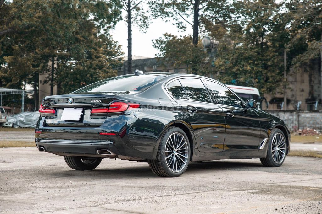 BMW 520i Luxury 2023 xe cá nhân 1 chủ giữ  như mới. Mua bán Ô tô tại Quận Gò Vấp Tp Hồ Chí Minh được đăng bởi NGUYỄN MINH VUA XE LƯỚT hình 4