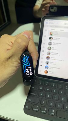 Miband 8 còn mới, có một vết xước nhẹ. Mua bán Thiết bị đeo thông minh tại Quận 1 Tp Hồ Chí Minh được đăng bởi Vu Van An