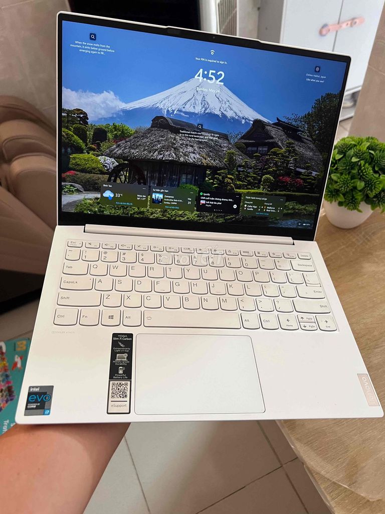Lenovo Yoga Slim 7i Carbon i7 Gen 11 16GB/1TB. Mua bán Laptop tại Quận Bình Tân Tp Hồ Chí Minh được đăng bởi Nguyễn Thanh Tuấn hình 1