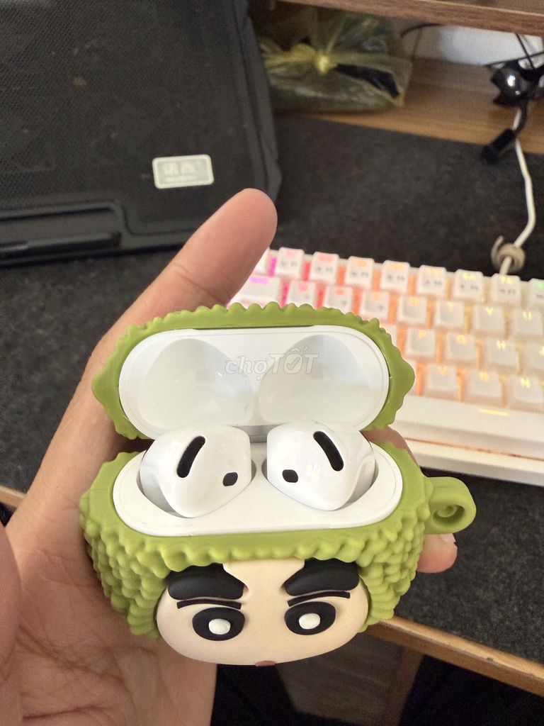Tai nghe Apple AirPods Pro 4 ANC Trắng. Mua bán Tivi, Âm thanh tại Quận Liên Chiểu Đà Nẵng được đăng bởi Nguyễn Tuấn Đạt hình 1