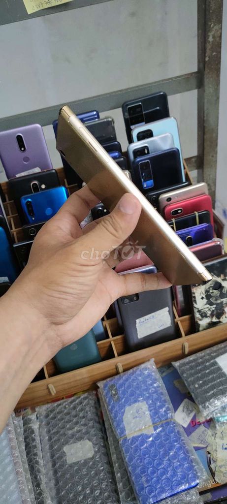 Sony xa1 ultra, ram 4gb, 64gb, 2sim. Mua bán Điện thoại tại Quận Gò Vấp Tp Hồ Chí Minh được đăng bởi A LONG   nhận thanh toán THẺ TÍN DỤNG hình 4