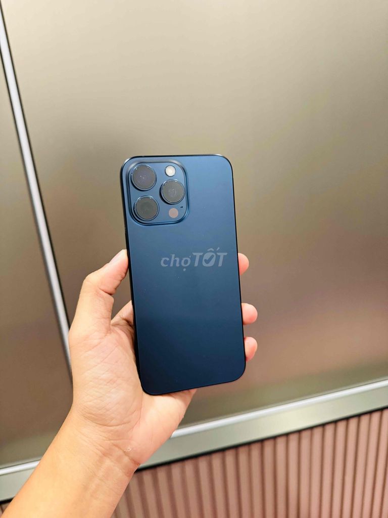 iPhone 15 Pro Max 256G Quốc Tế Full chức năng. Mua bán Điện thoại tại Quận Thanh Khê Đà Nẵng được đăng bởi Thuỳ Trang hình 1